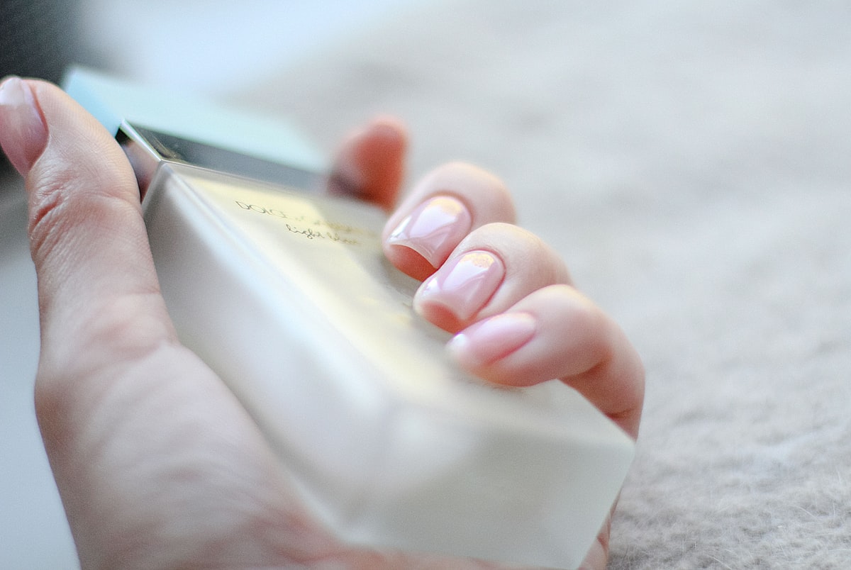 Waarom steeds meer vrouwen stoppen met gelnagels